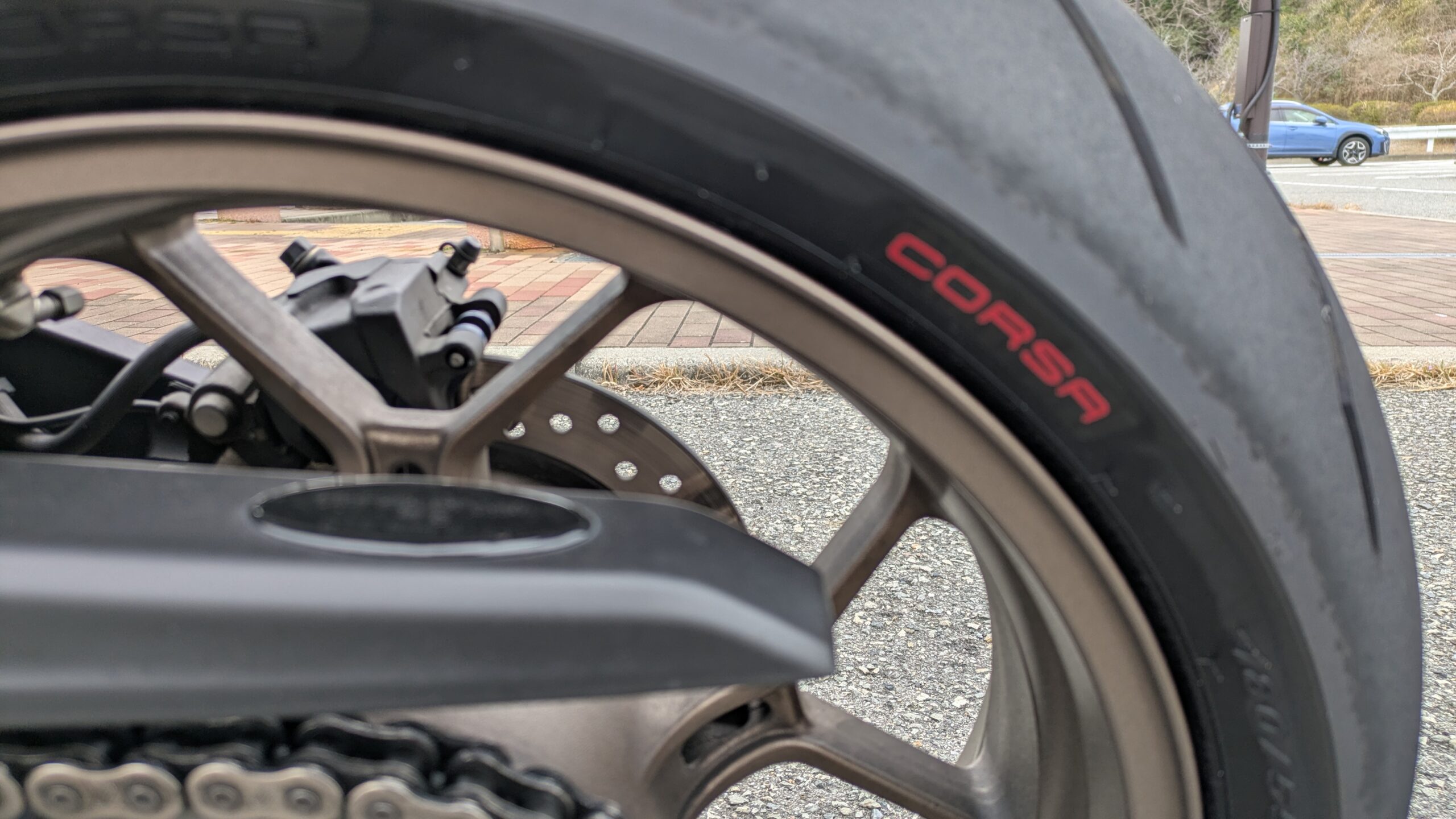 CB650Rのタイヤを交換！セールで買ったピレリディアブロロッソコルサはどう？